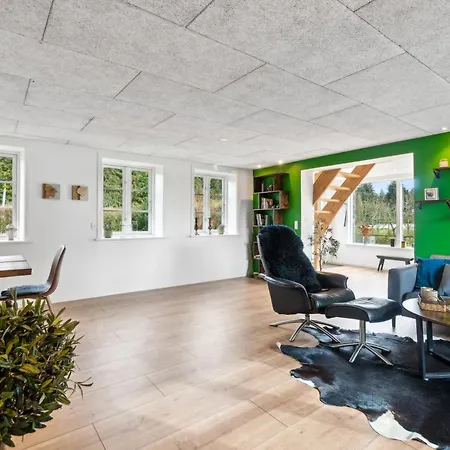 Modern House With Space For Relaxation * Åkirkeby