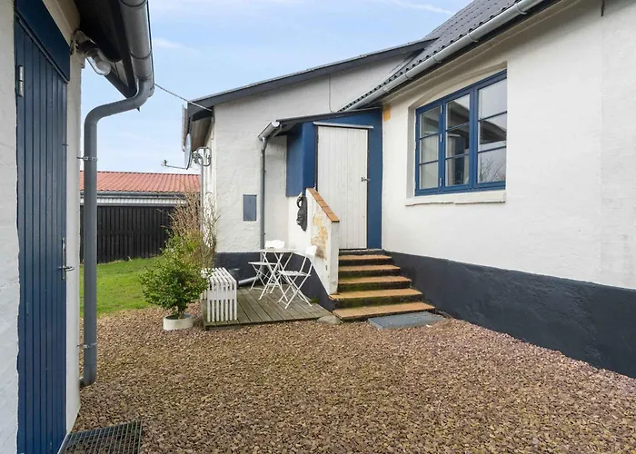 Modern House With Space For Relaxation Dom wakacyjny Åkirkeby