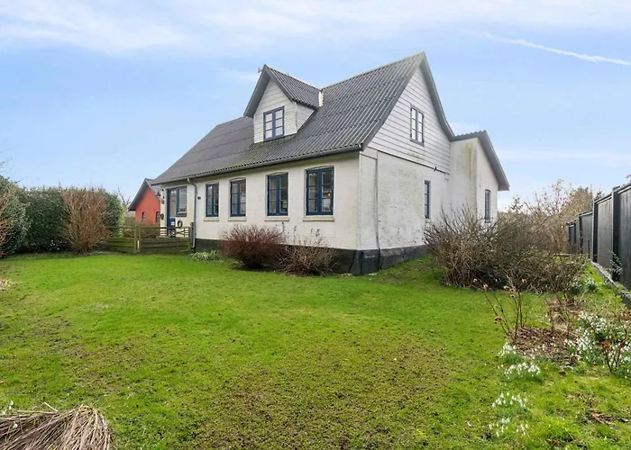 Modern House With Space For Relaxation Åkirkeby